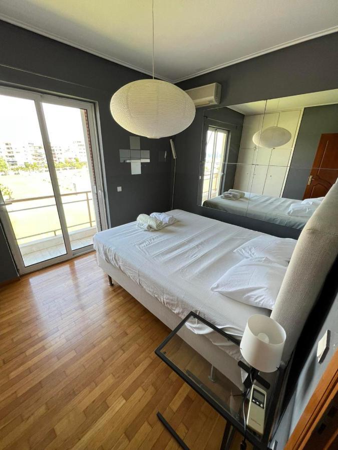 Alimos Marina Huge 3Bd Apartment أثينا المظهر الخارجي الصورة